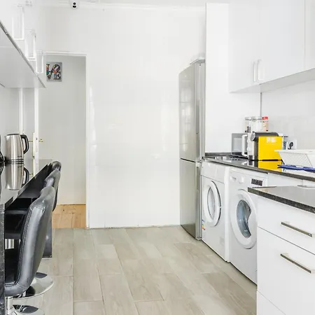 Privatunterkunft Apartamento's Sarkar