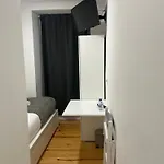 Apartamento's Sarkar Alloggio in famiglia