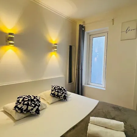 Apartamento's Sarkar *